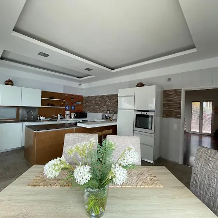 Villa Isabela - Car Rental For Free Canico  Exterior photo